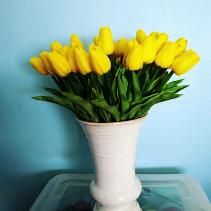 10PCS Realistic Artificial Tulip Bouquet – Everlasting Beauty in Full Bloom