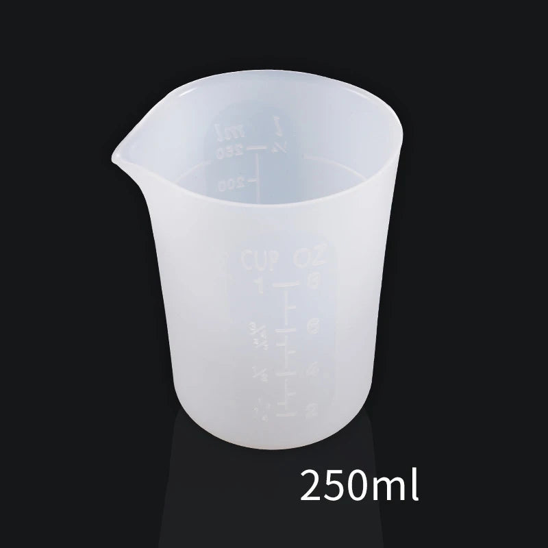 Silicone Mixing Cups – Clean, Precise and Practical for All Your Resin Creations
