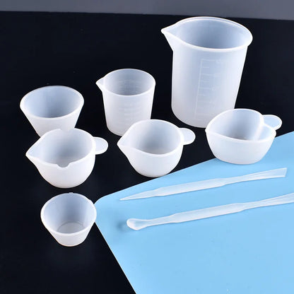 Silicone Mixing Cups – Clean, Precise and Practical for All Your Resin Creations